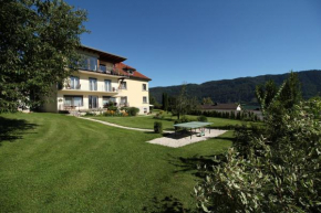 Отель Ferienwohnungen Kircher Villa Baudisch  Фарендорф
